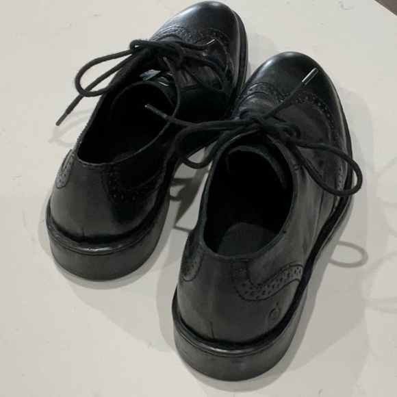 Born Dress Shoes - Men’s 9 - Picture 4 of 5